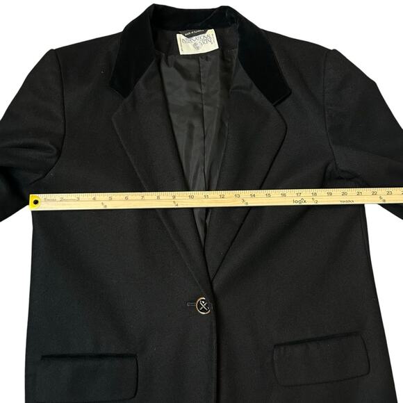 Vintage Black Wool Blend Blazer International Scene Velvet Collar Lined Size 14 - Picture 7 of 10